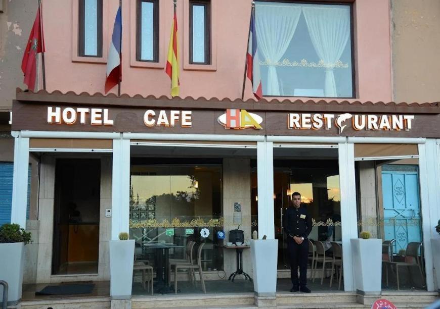 Hotel Al Amal Tiznit Exteriör bild